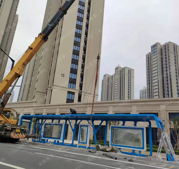 公交站臺(tái) 公交站臺(tái)